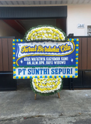 Papan Bunga Duka di Kampung Baru Padusunan