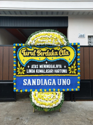 Papan Bunga Duka di Kampung Baru Padusunan